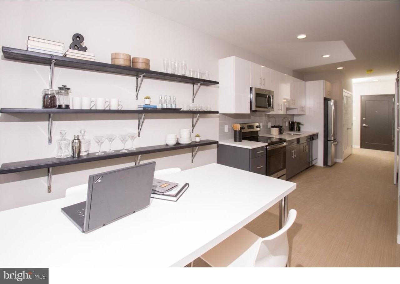 121 North 2nd Street #411 - Photo 5 of 17