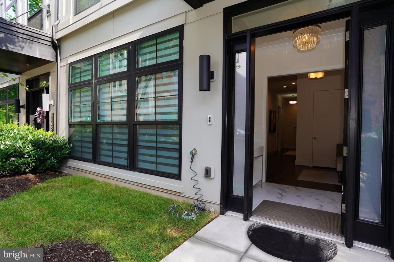 44655 Provincetown Dr - Photo 2 of 50