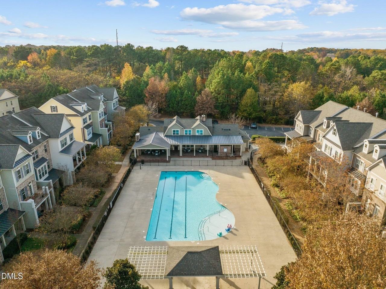 1319 Rodessa Run - Photo 5 of 50