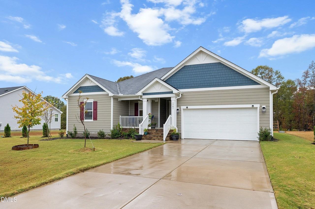 1501 Willow Landing Way - Photo 2 of 43