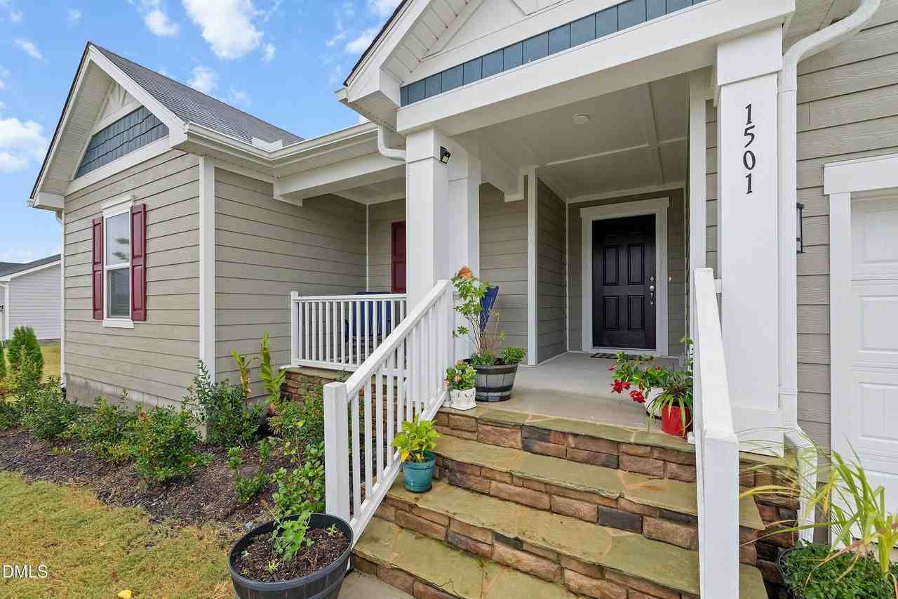 1501 Willow Landing Way - Photo 4 of 43