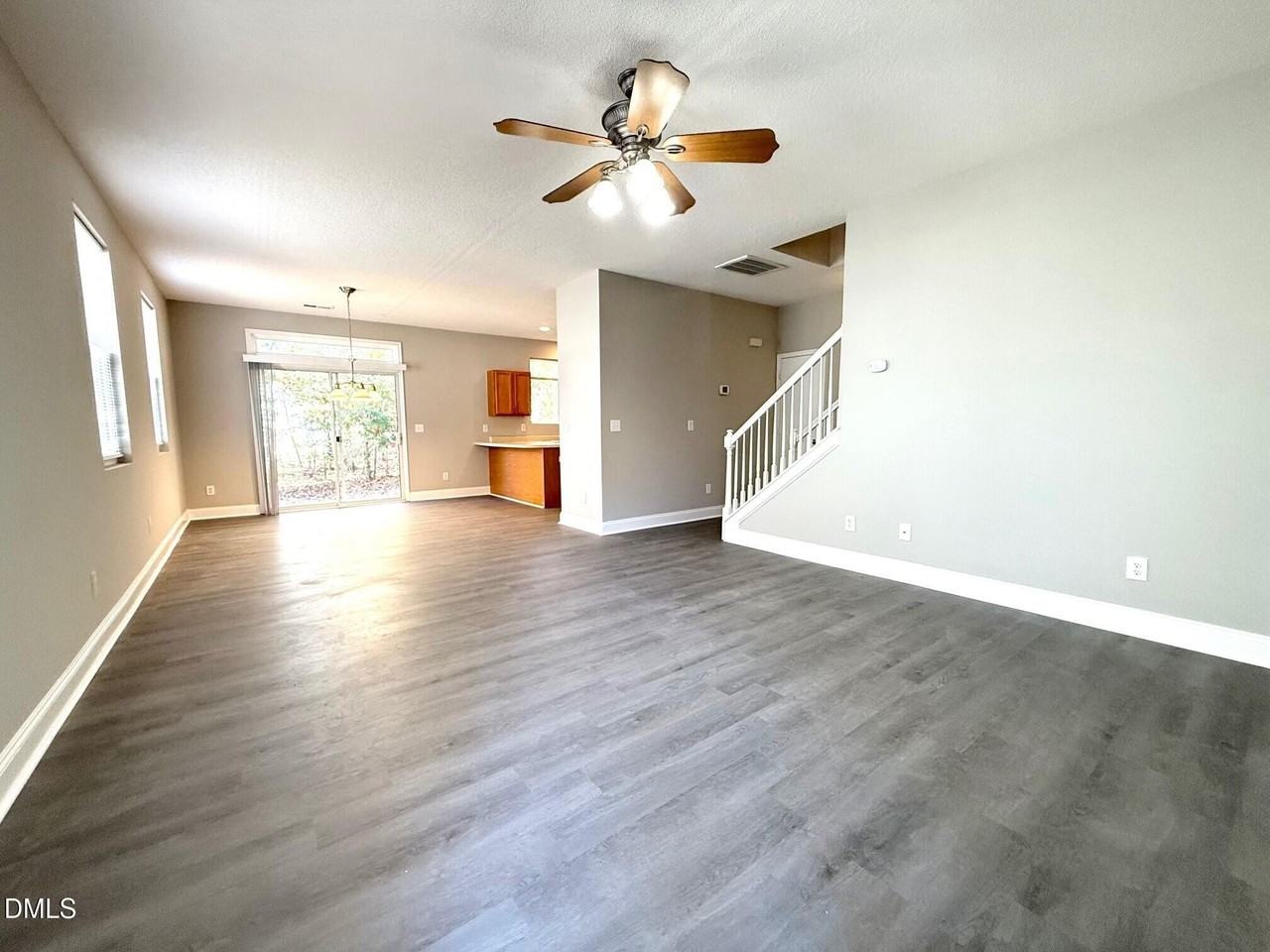 205 Trayesan Dr - Photo 3 of 31