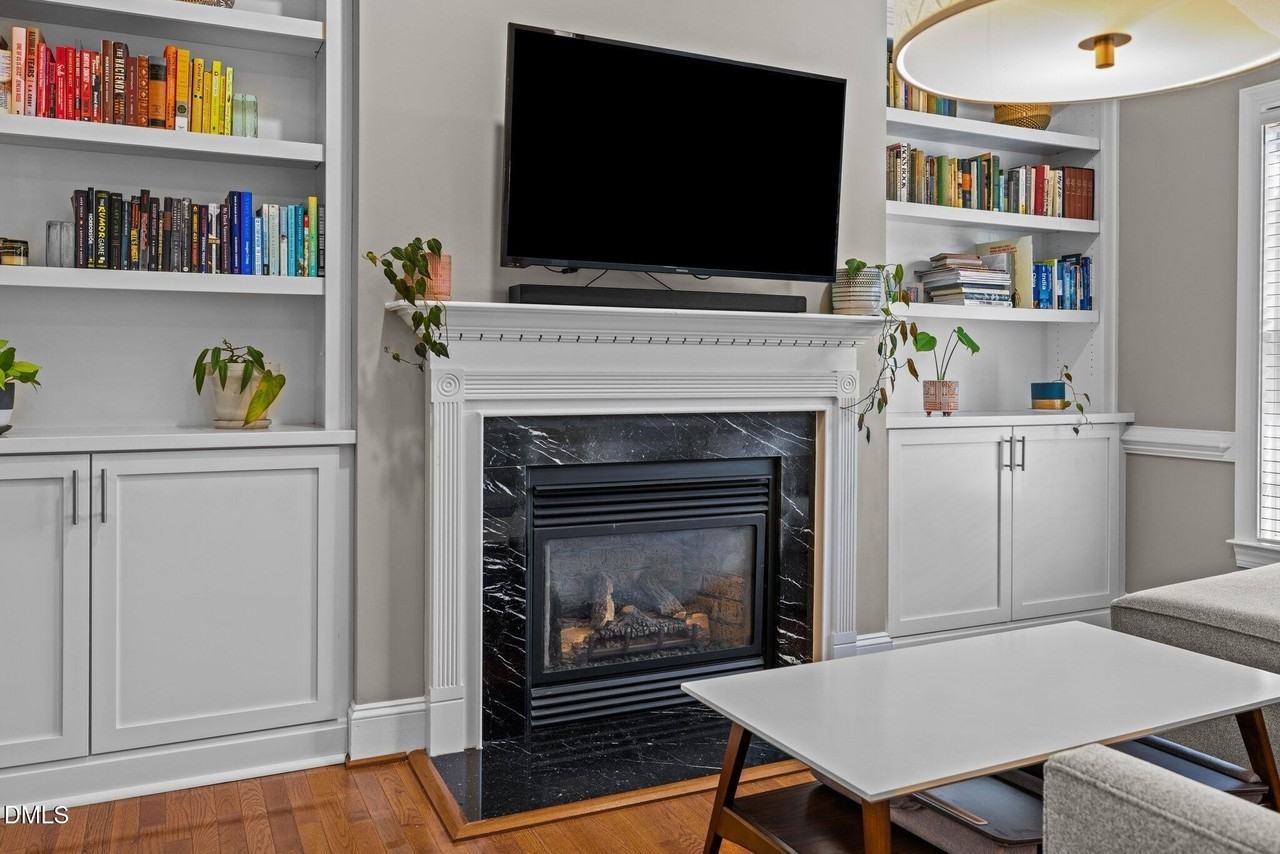 1217 Harp St - Photo 6 of 50