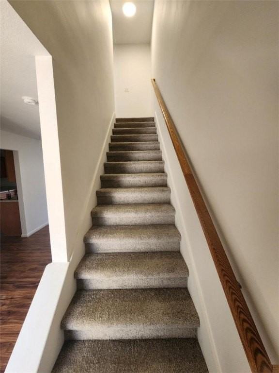 726 Bellview Way - Photo 6 of 13