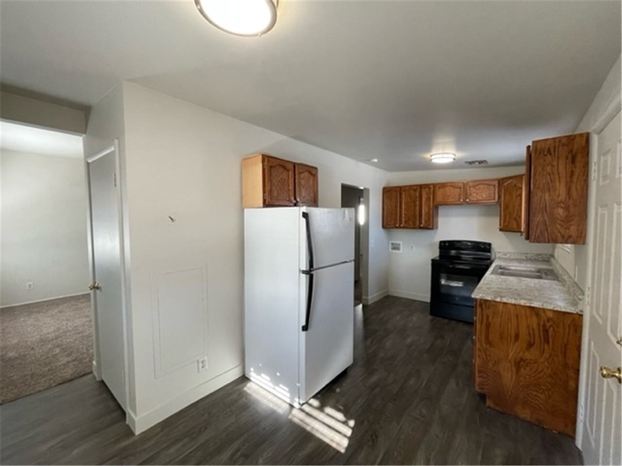 542 En - Photo 2 of 11