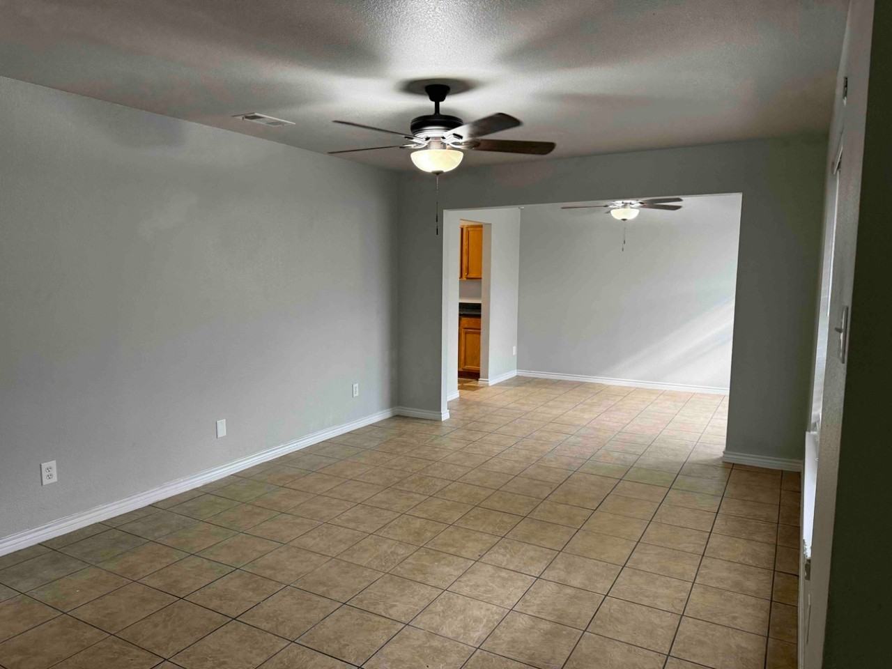 705 Gregory St - Photo 2 of 8