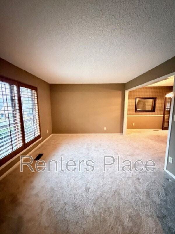 5724 E 65th Pl - Photo 3 of 25