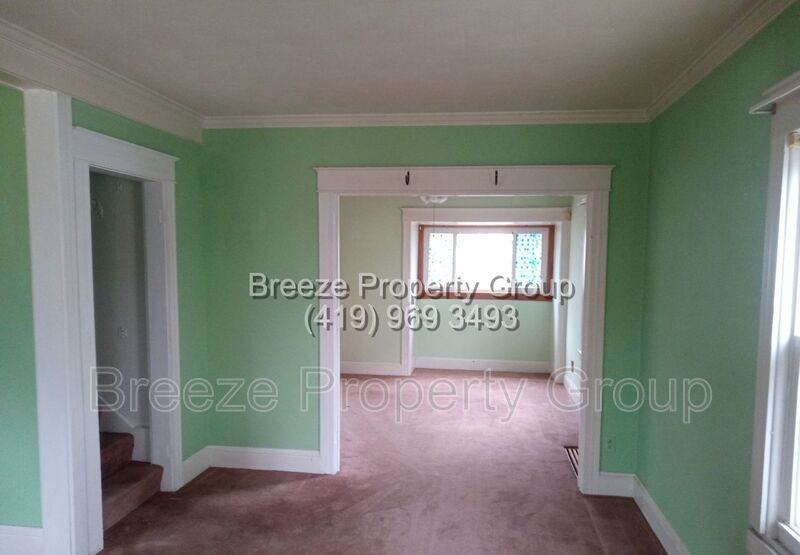 1508 Albert St - Photo 4 of 10