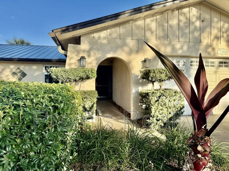 2381 Timbercrest Circle West - Photo 6 of 42