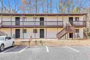 featured image of 202 Leisure Time Ln #11