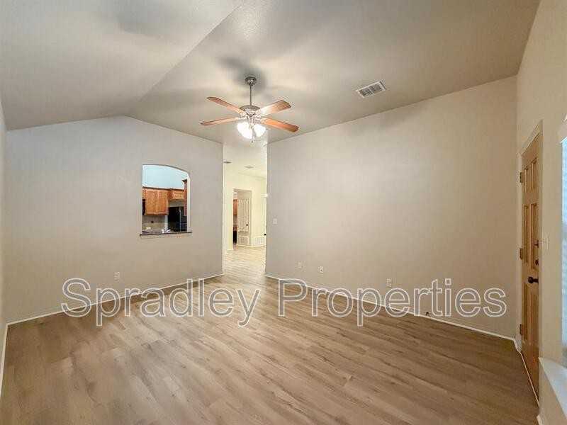 120A Andy Ln - Photo 2 of 20