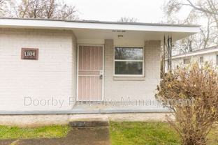 1104 North Hawthorne Street #A - Photo 1 of 1