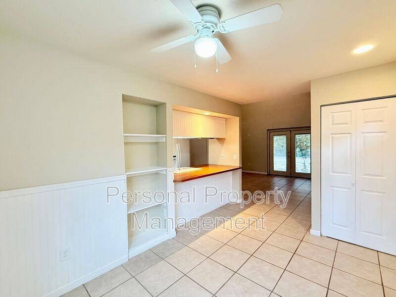 10303 Ne 23rd St #A - Photo 3 of 16