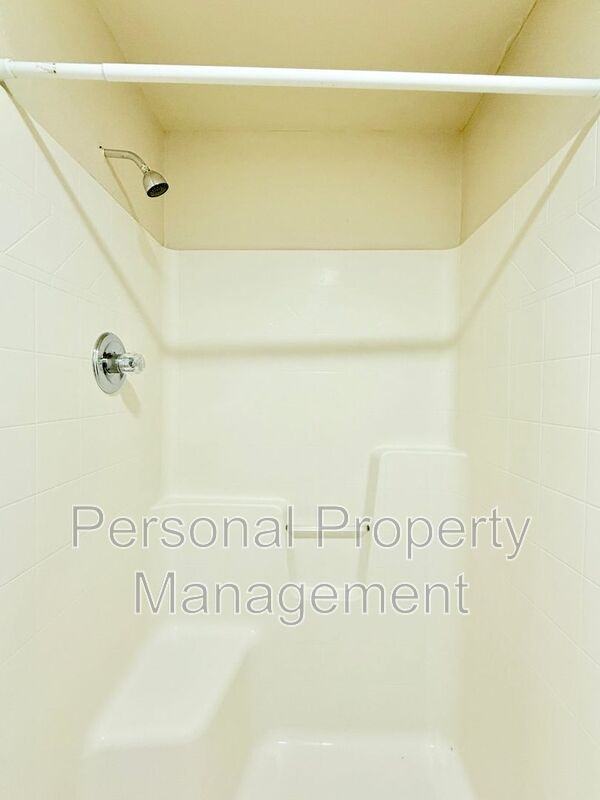 10303 Ne 23rd St #A - Photo 7 of 16