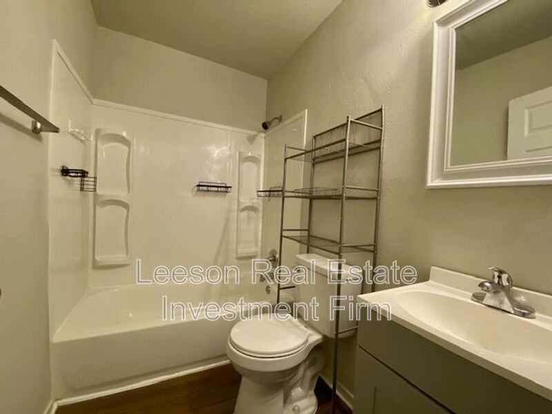 2632 Foster St - Photo 7 of 10