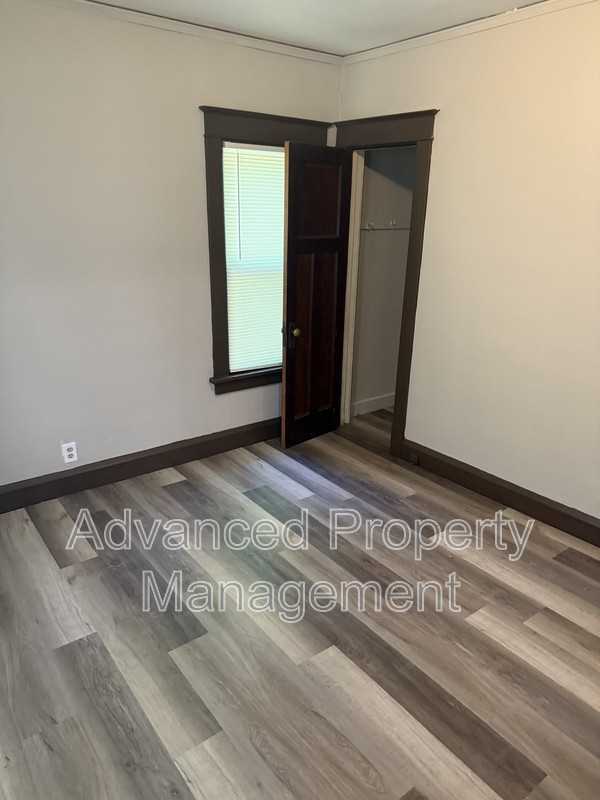 2548 N 51st St #2548 - Photo 5 of 8