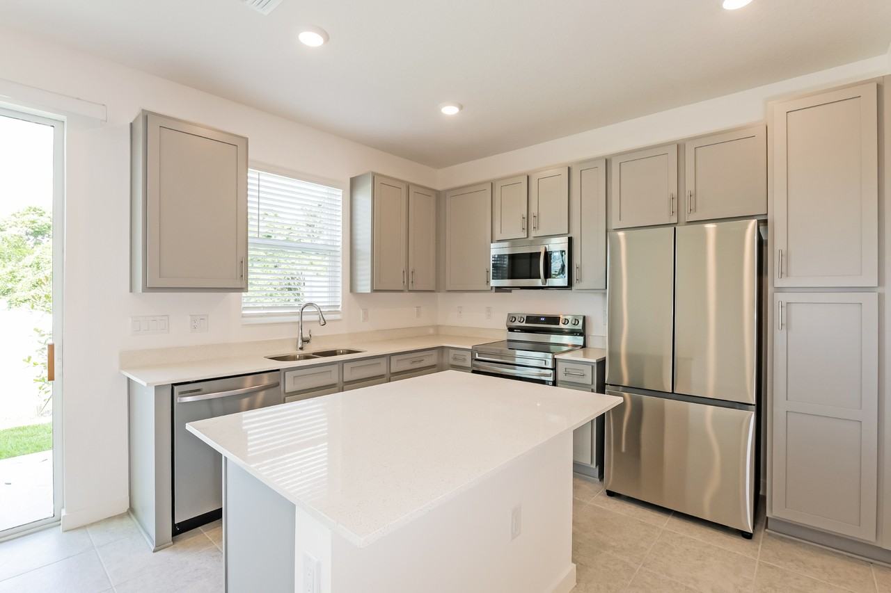 1478 Tristar Dr - Photo 7 of 42