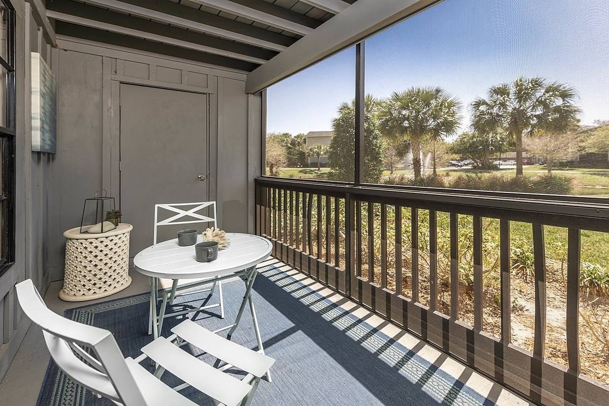 15422 Livingston Ave - Photo 5 of 14