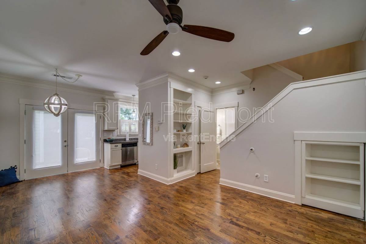 622 John Wesley Dobbs Ave Ne - Photo 3 of 10