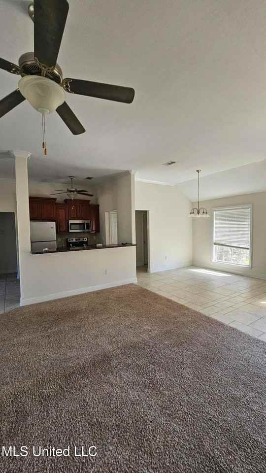 3111 Village Cir - Photo 6 of 13