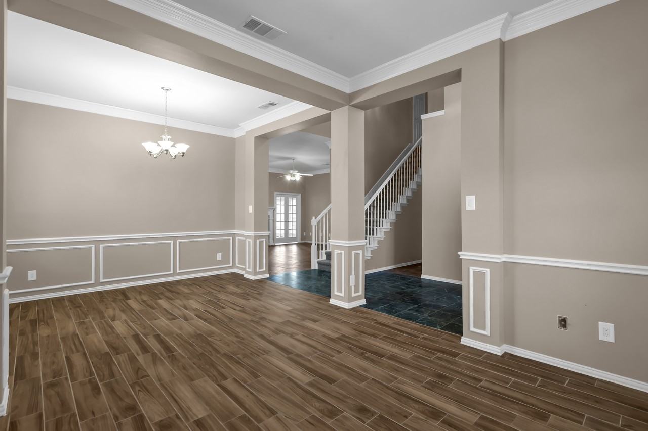 1226 Glenbury Ct - Photo 6 of 46