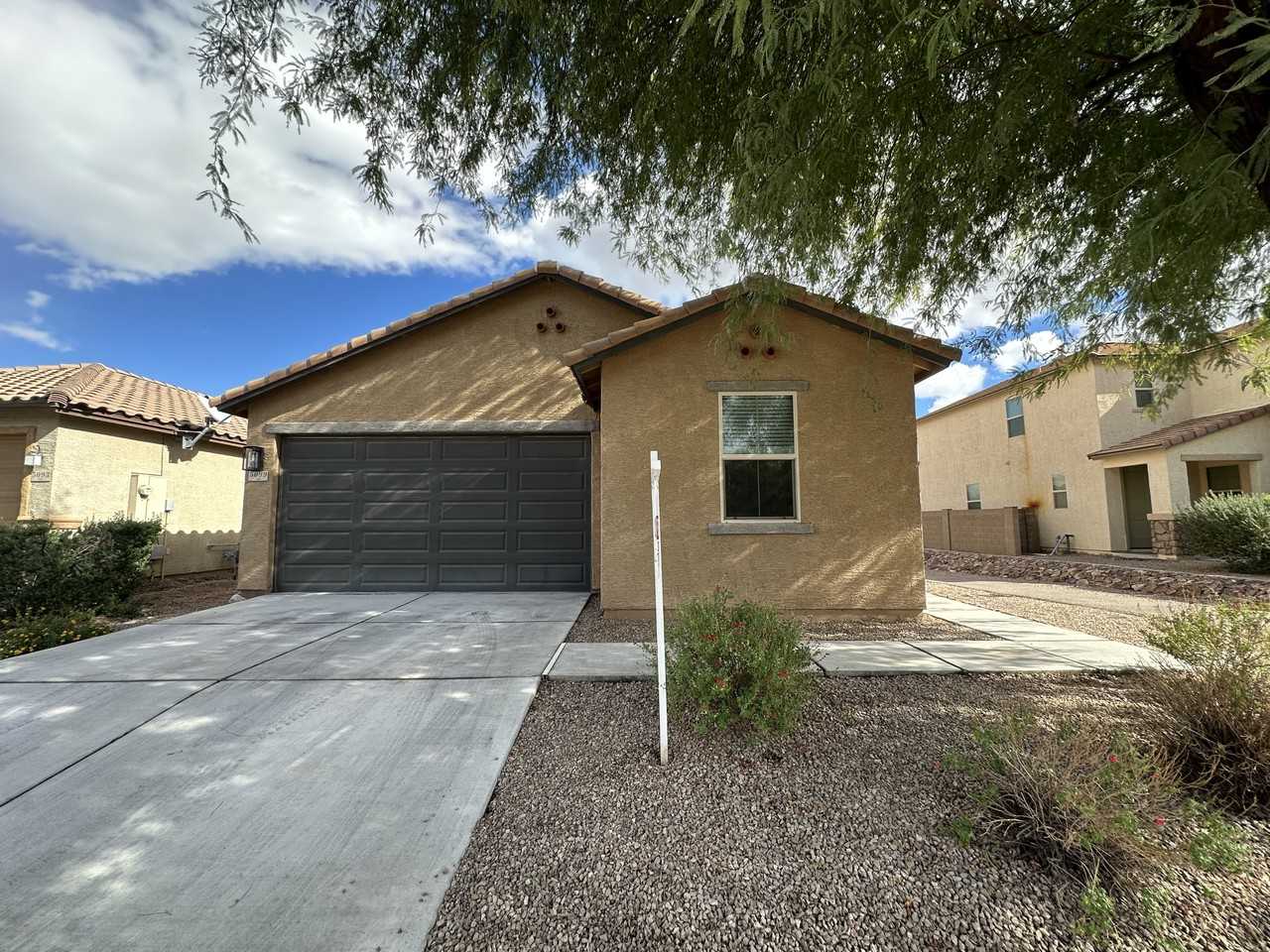 5099 South River Run Drive