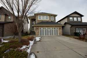 featured image of 7704 Ellesmere Way
