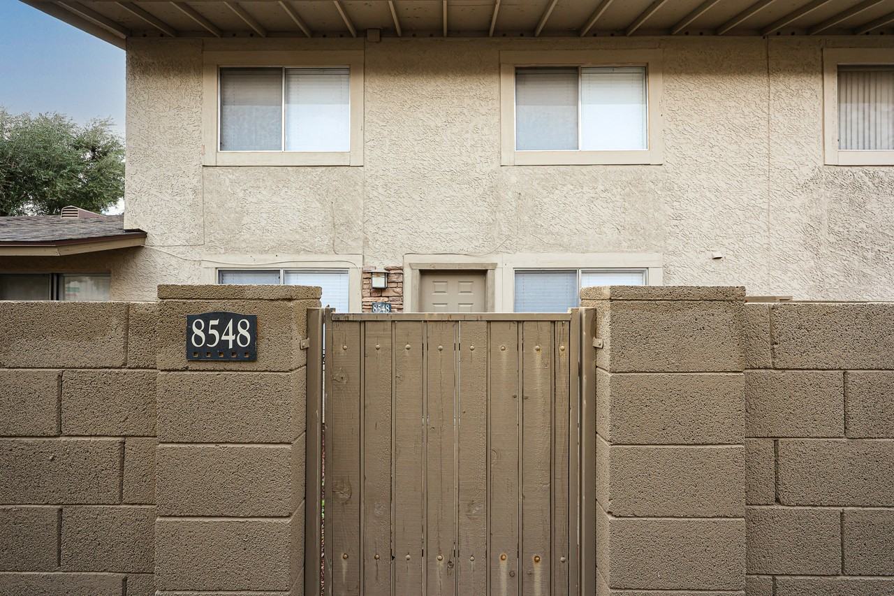 8548 E Belleview St - Photo 2 of 27