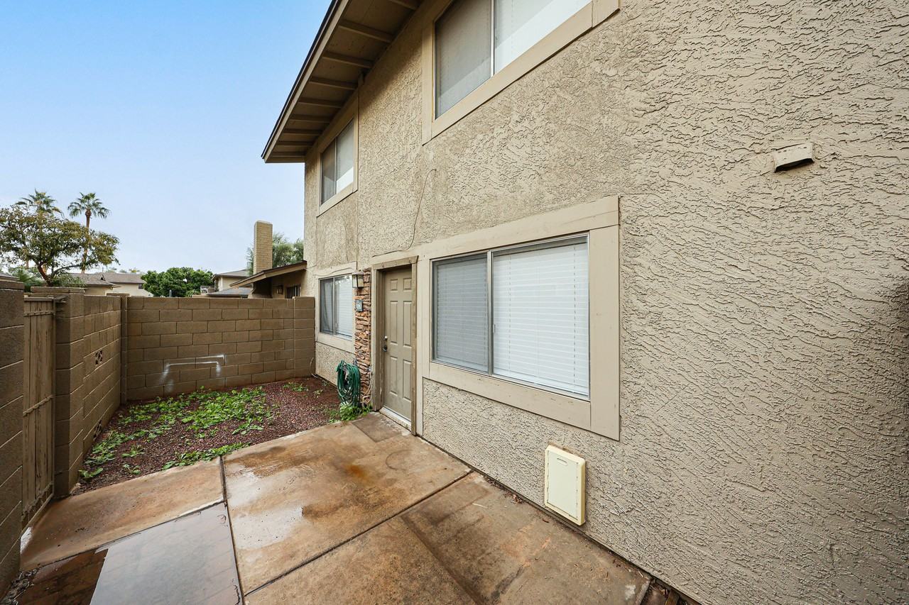 8548 E Belleview St - Photo 4 of 27