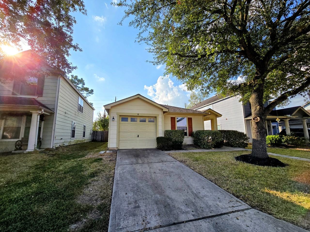 29527 Evergreen Hills Dr - Photo 2 of 28