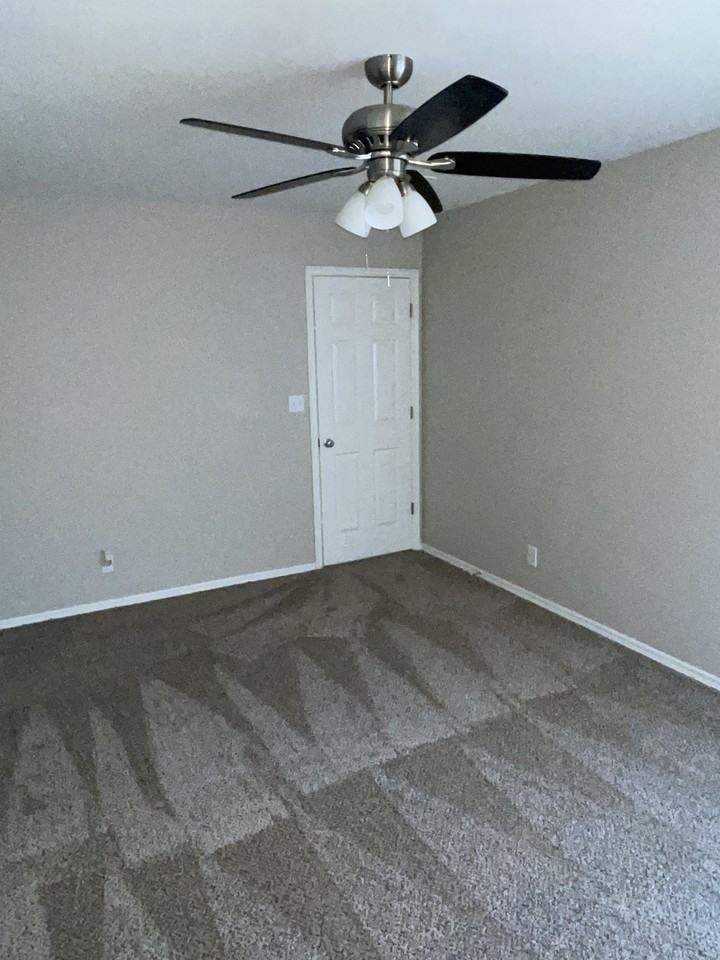 10702 N 146th East Ave - Photo 6 of 9