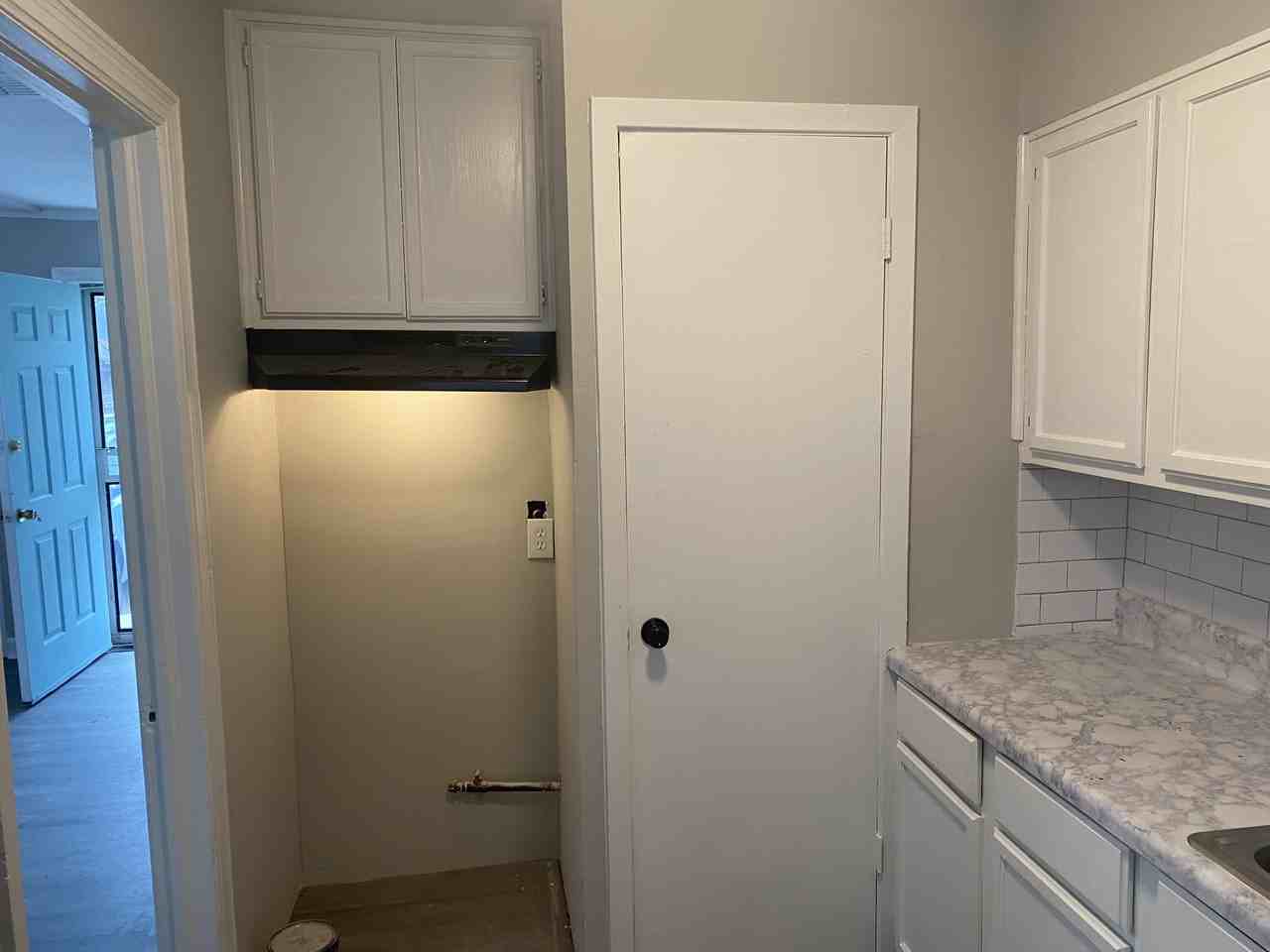 3171 Princeton Ave - Photo 7 of 22