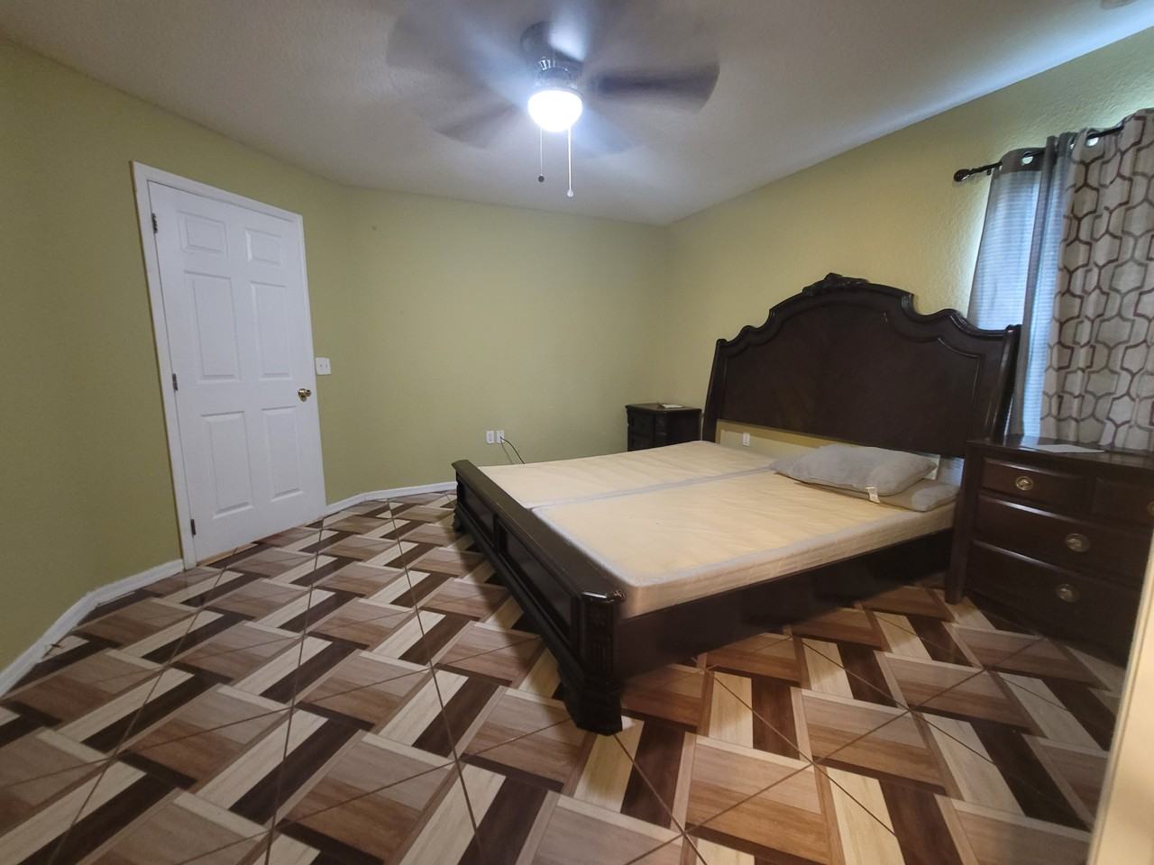 719 Bear Way - Photo 5 of 15