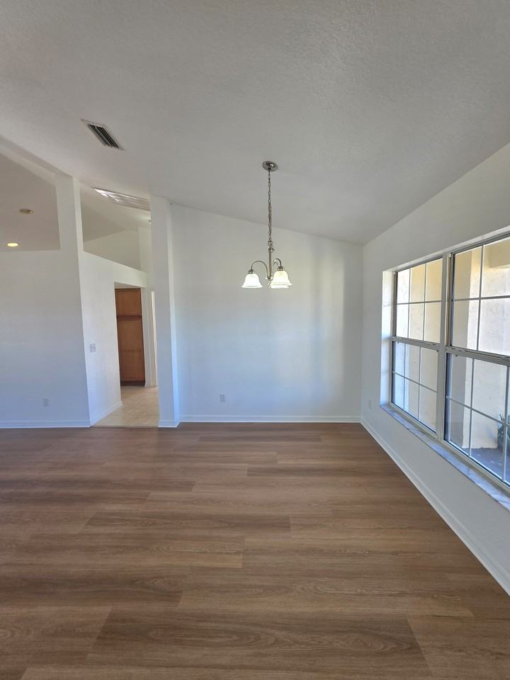 12 Juniper Loop Dr - Photo 3 of 14