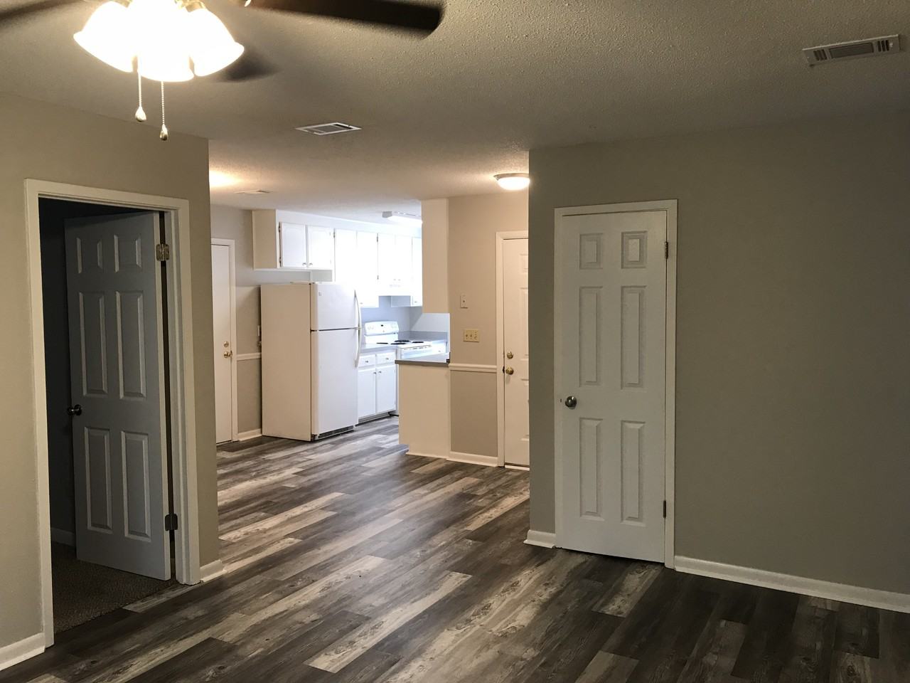 571 Woodlow Rd - Photo 6 of 19