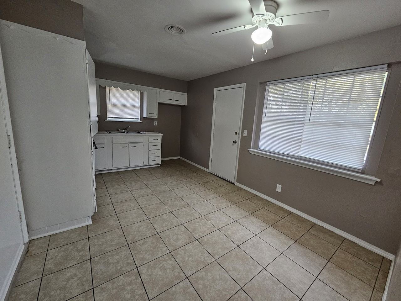 261 Northwest 80th Street - Photo 5 of 14