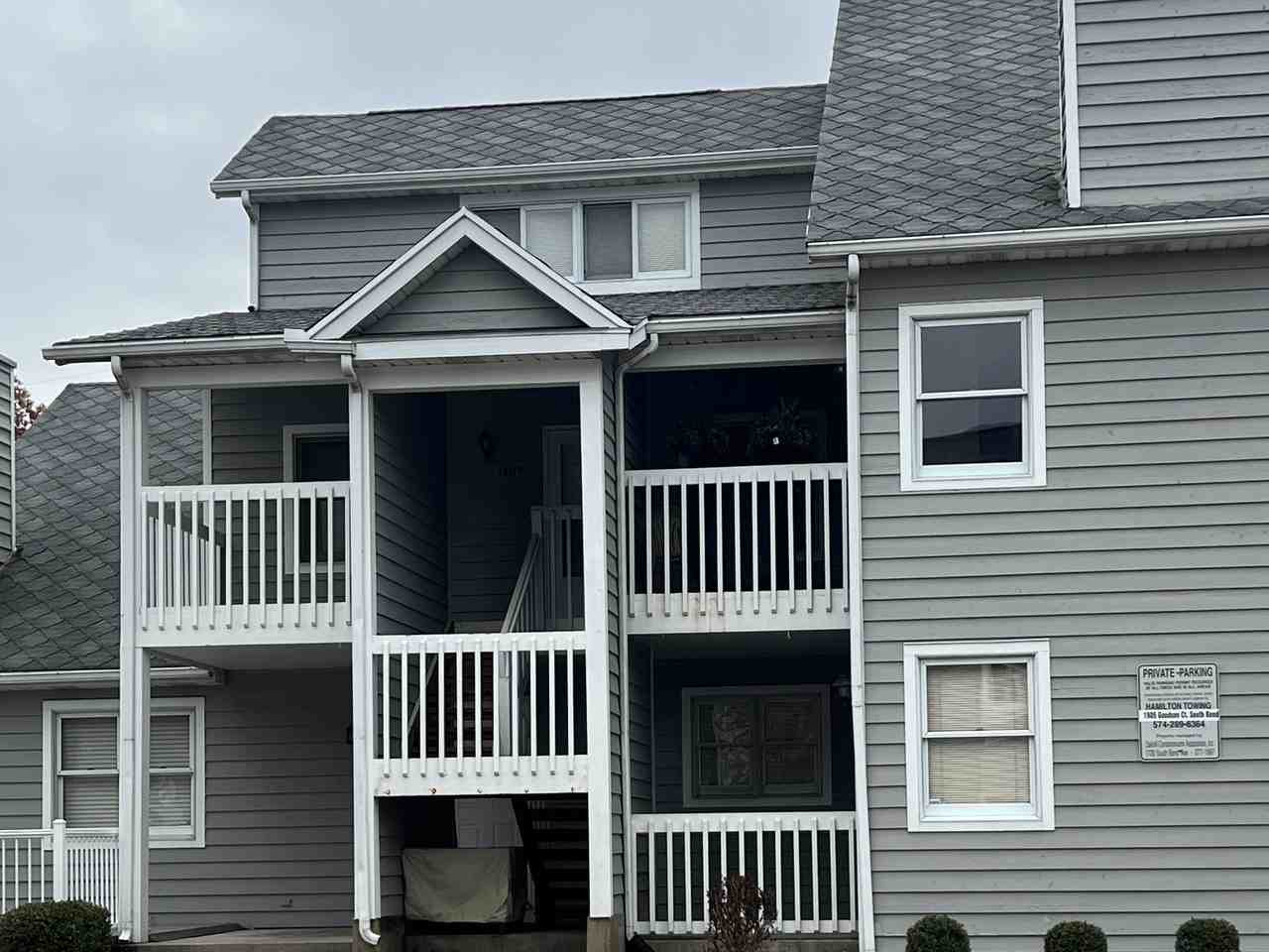 1411 North Oakhill Drive