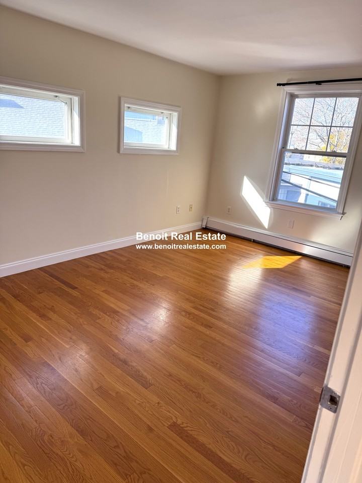 Rice Street #107 - Photo 4 of 8