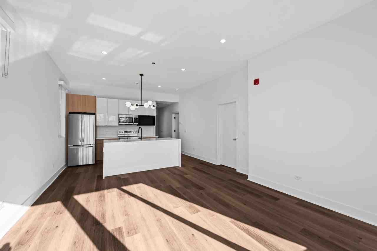 1435 West Fillmore Street #206 - Photo 2 of 22