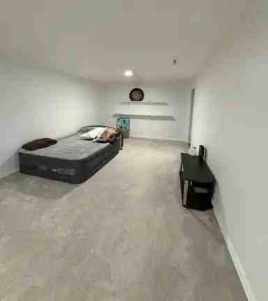 9508 129a Avenue NW - Photo 3 of 25