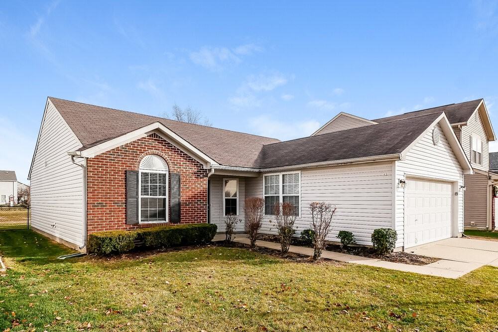 1495 Egret Ln - Photo 3 of 16