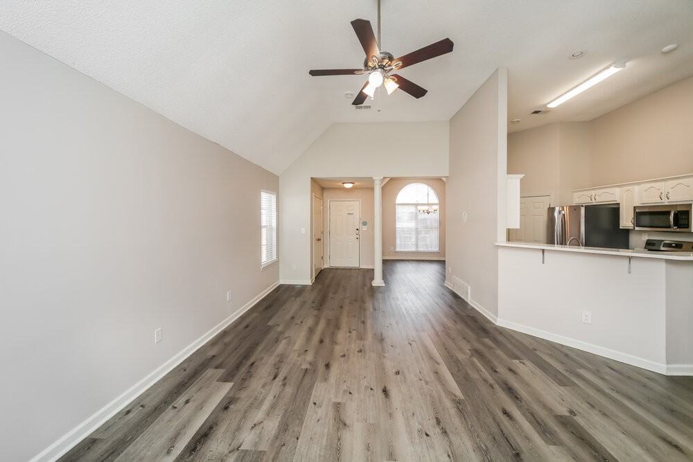 2773 Misty Valley Dr - Photo 3 of 16