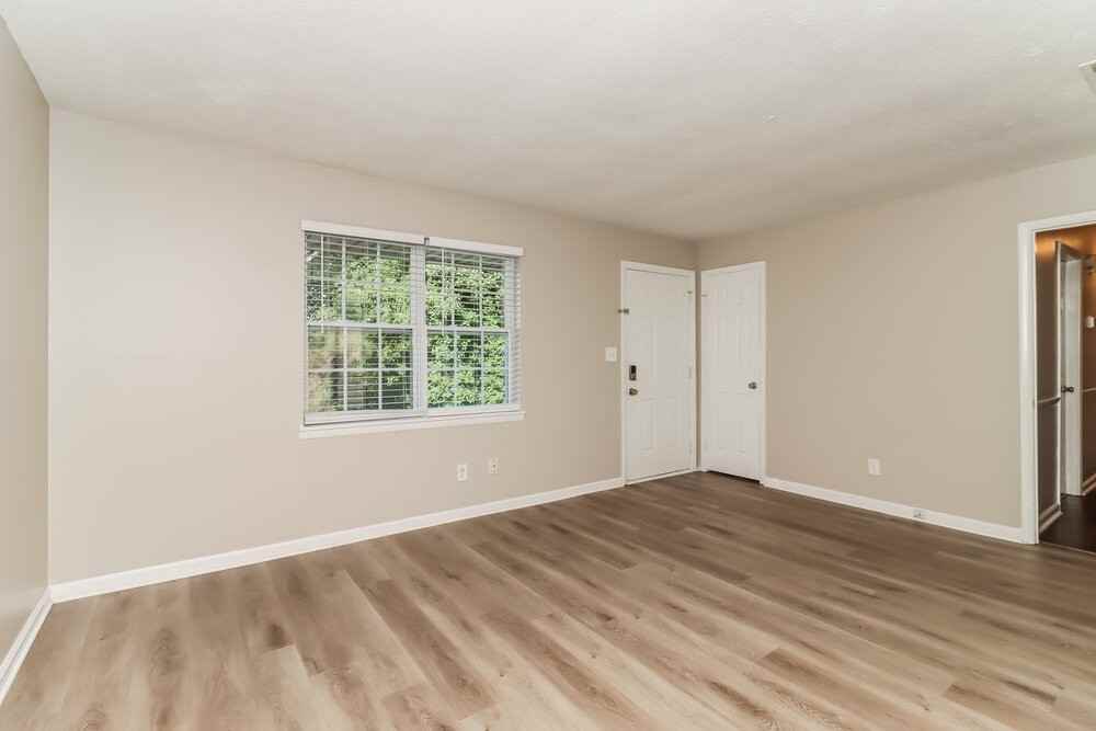 3244 Stone Ct - Photo 4 of 16