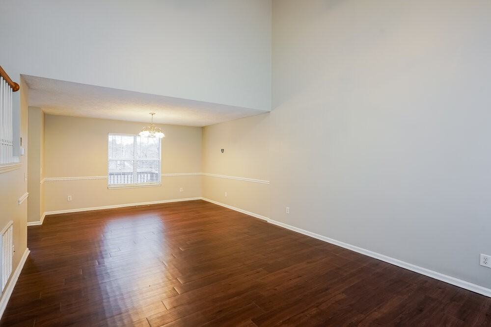 5132 Pebble Creek Dr - Photo 5 of 17