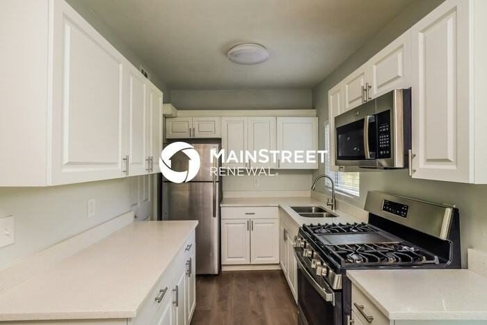 107 Quintard Ave - Photo 4 of 16