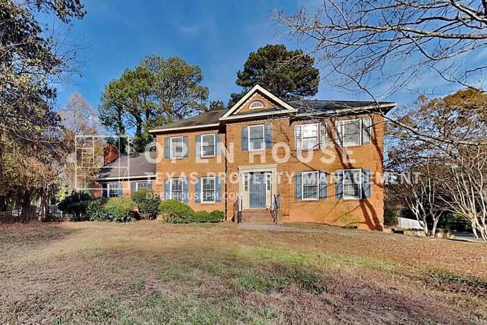 506 Daisy Nash Dr Sw - Photo 2 of 33