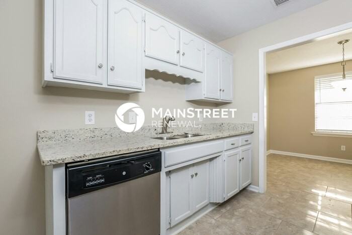 200 Oakmont Dr - Photo 5 of 15