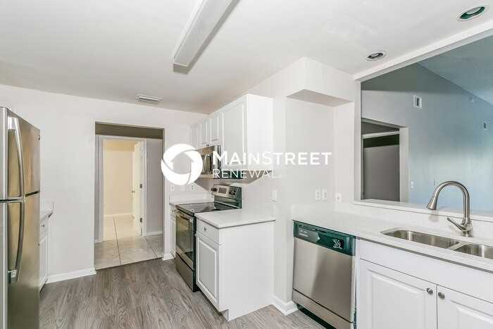 1656 Parakeet Ct - Photo 4 of 16