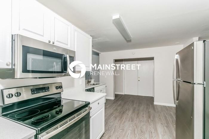 1656 Parakeet Ct - Photo 5 of 16