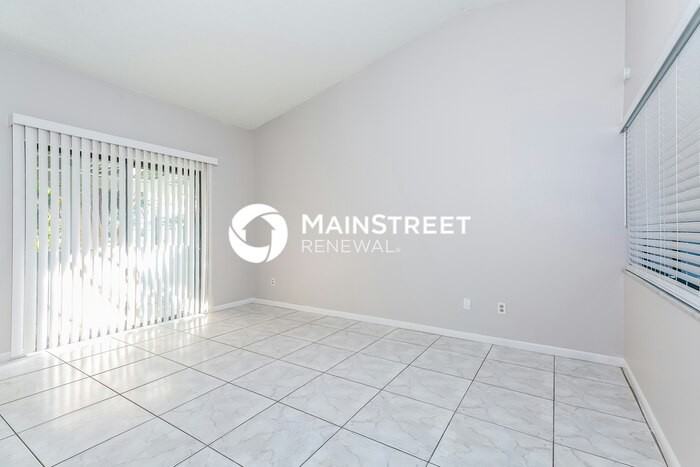 1656 Parakeet Ct - Photo 6 of 16